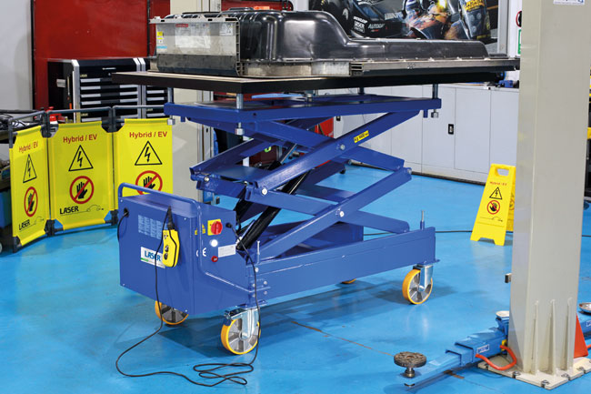 Laser Tools 8525 Electro-Hydraulic Table Lift – 1.4 Tonne