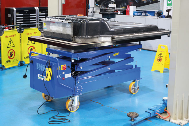 Laser Tools 8525 Electro-Hydraulic Table Lift – 1.4 Tonne